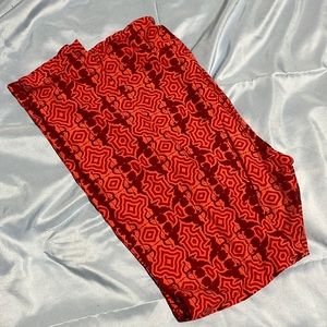 LuLaRoe Valentine’s Day collection leggings